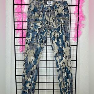 Paige Edgemont Camouflage Zip Pocket Madagascar Safari Low Rise Skinny Jeans